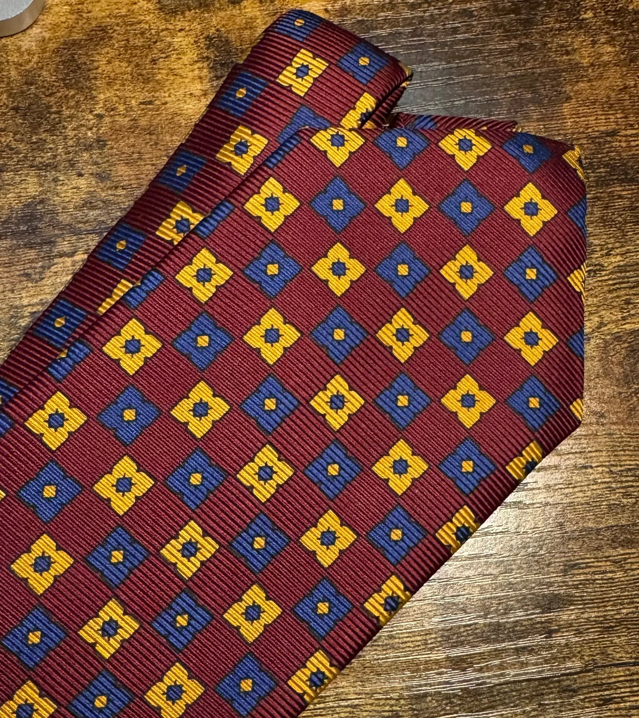 Clarissa Vintage Tie