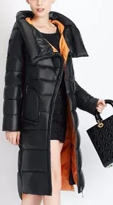 Hooded Thick Puffer Down Coat in Black